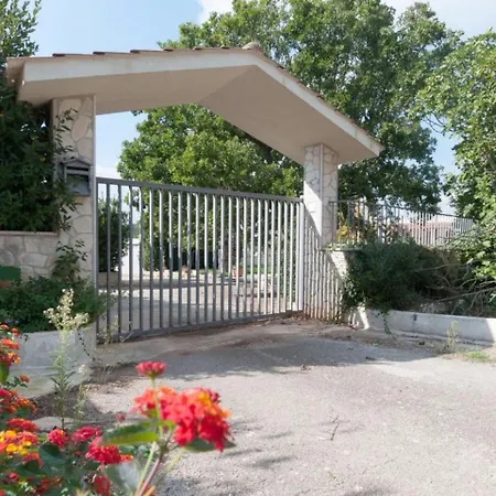 Anna Villa Monopoli